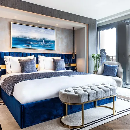 Hotel The Maestro 4*