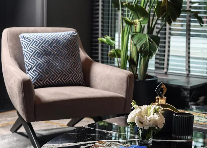 The Maestro Hotel 4*